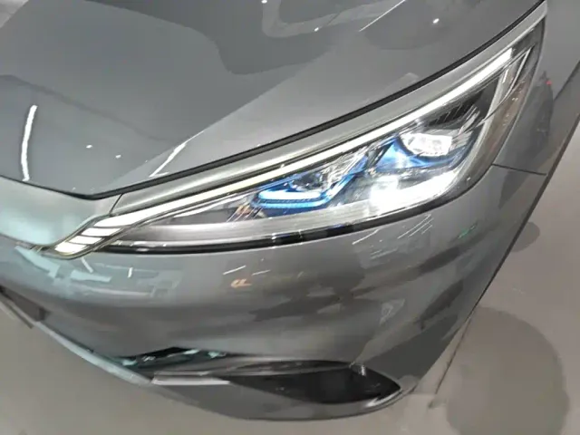 BYD Yuan PLUS — Фото автомобиля 23
