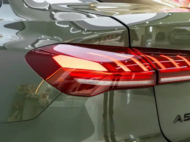 Audi A5L — Фото автомобиля 9