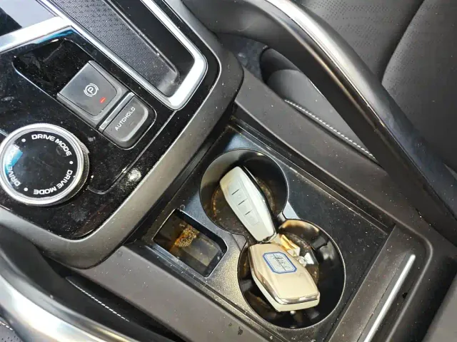 Geely Boyue — Фото автомобиля 8