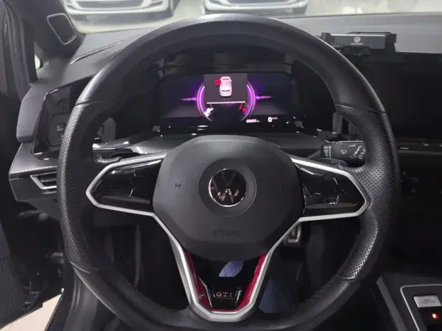 Volkswagen Golf GTI — Фото автомобиля 15