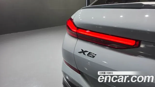 BMW X6 xDrive40i M Sport — Фото автомобиля 21