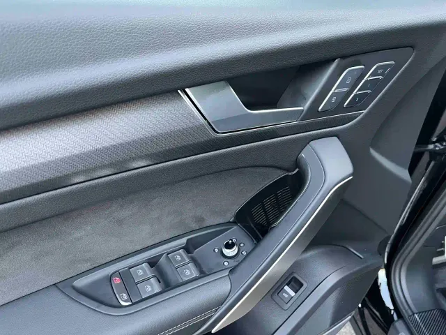 Audi Q5L Sportback — Фото автомобиля 19