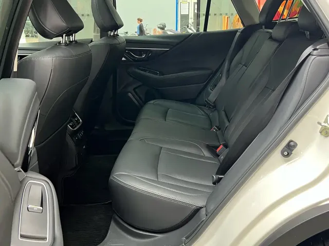 Subaru Outback — Фото автомобиля 17
