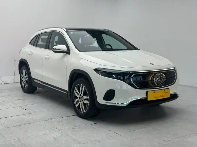 Mercedes-Benz EQA — Фото автомобиля 4
