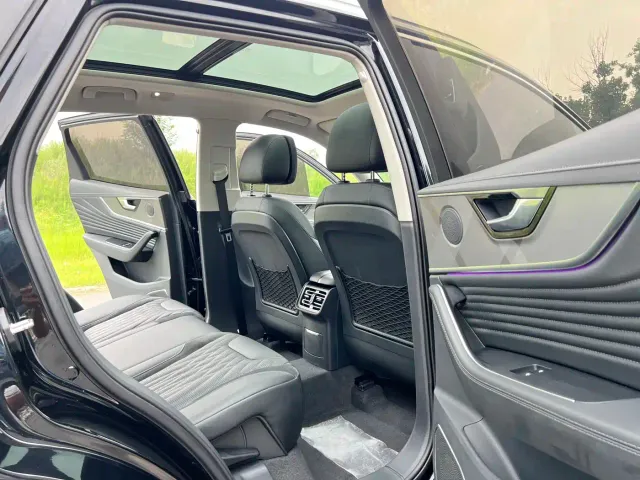 Hongqi HS5 — Фото автомобиля 18