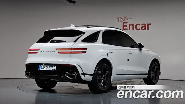 Genesis GV70 — Фото автомобиля 2