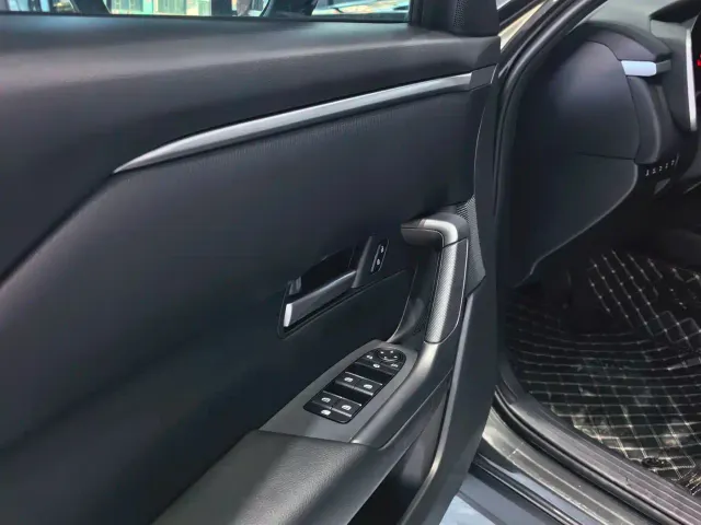Mazda CX-50 Xingye — Фото автомобиля 10