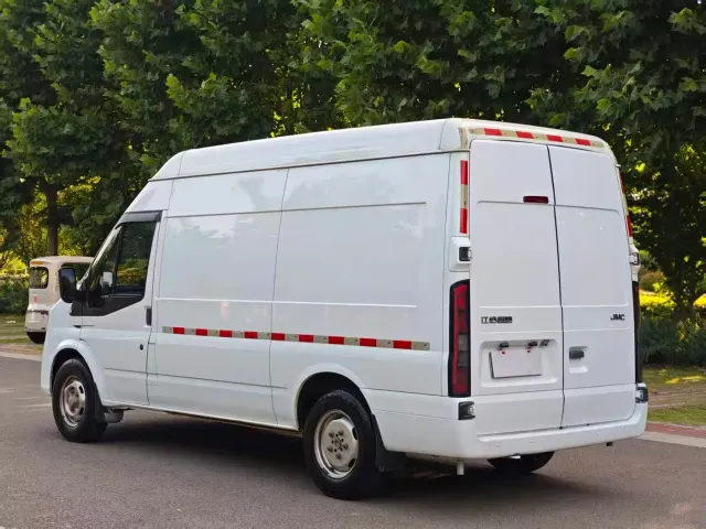 JMC Fushun — Фото автомобиля 3