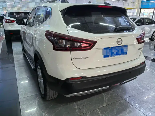 Nissan Qashqai — Фото автомобиля 4