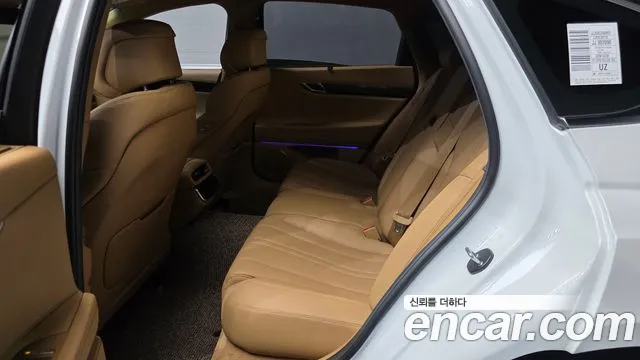 Genesis G80 Бензин 2.5 турбо AWD — Фото автомобиля 12
