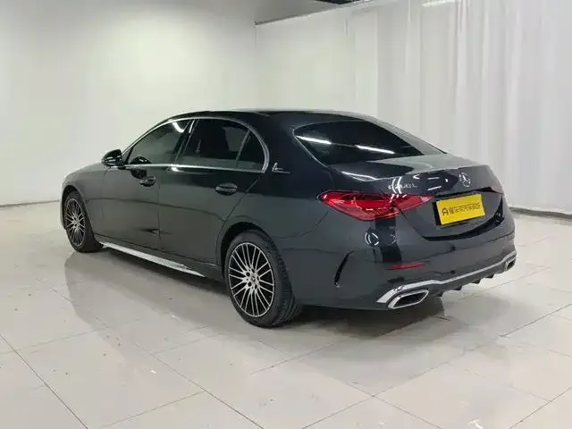Mercedes-Benz C-Class — Фото автомобиля 3