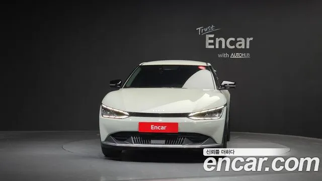 Kia EV6 — Фото автомобиля 3