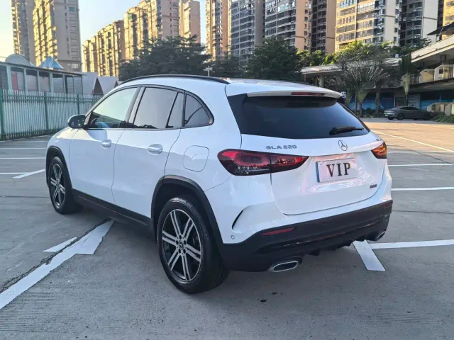 Mercedes-Benz GLA-Class — Фото автомобиля 5