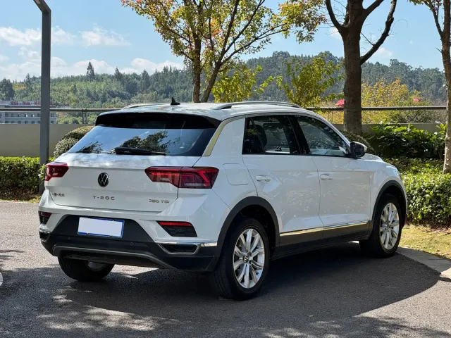 Volkswagen T-Roc — Фото автомобиля 4