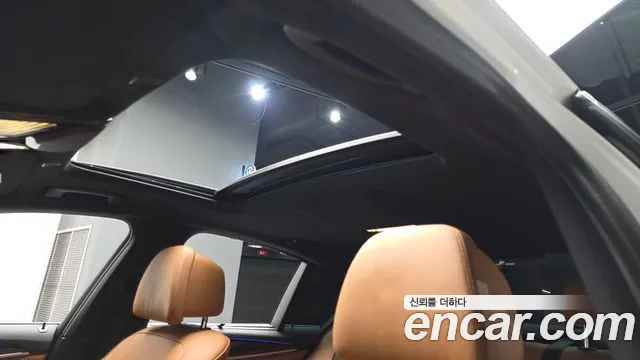 BMW 5 Series G30 — Фото автомобиля 21