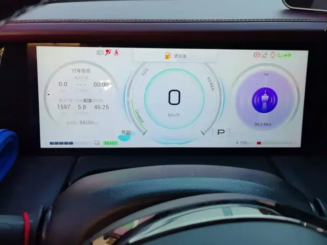 GAC Trumpchi M8 — Фото автомобиля 14
