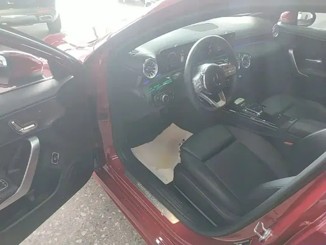 Mercedes-Benz A-Class — Фото автомобиля 15
