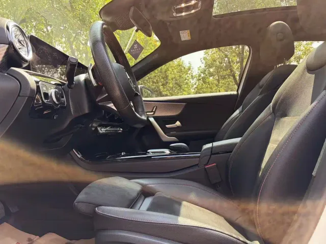 Mercedes-Benz A-Class — Фото автомобиля 10