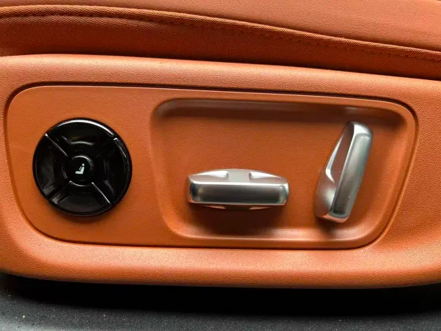 Li Auto L6 — Фото автомобиля 11