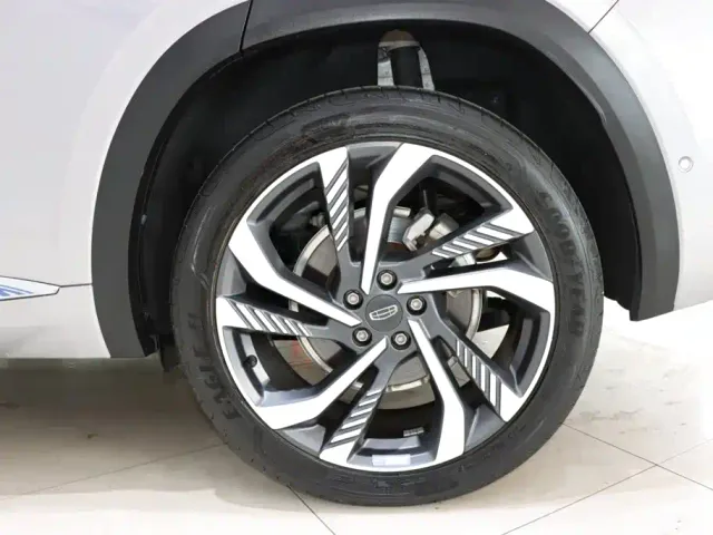 Geely Xingyue L — Фото автомобиля 20