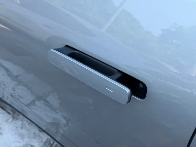 Li Auto i6 — Фото автомобиля 29