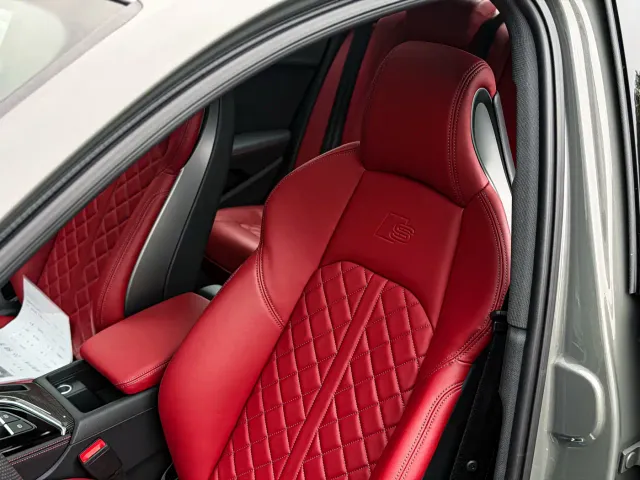 Audi S4 — Фото автомобиля 9