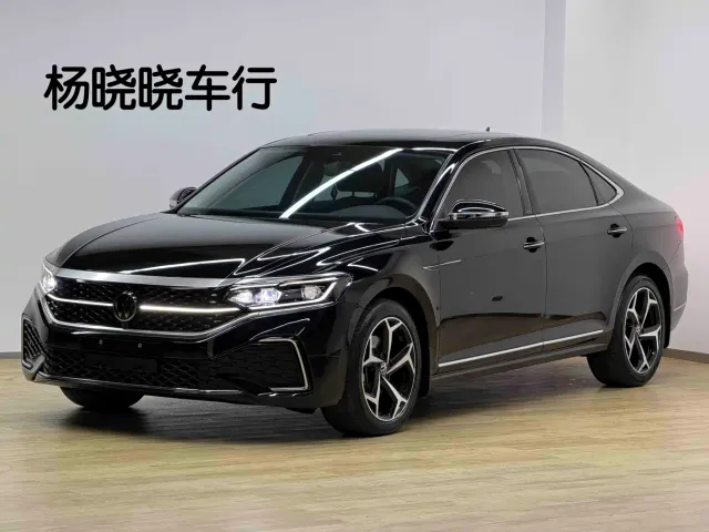 Фотография автомобиля — Volkswagen Passat