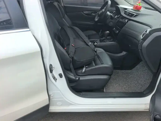 Nissan Qashqai — Фото автомобиля 24