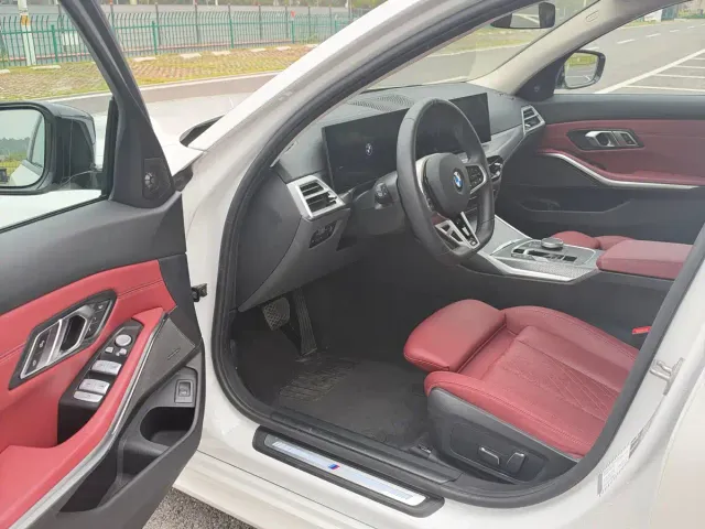 BMW 3 Series — Фото автомобиля 7