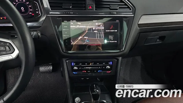 Volkswagen Tiguan — Фото автомобиля 15