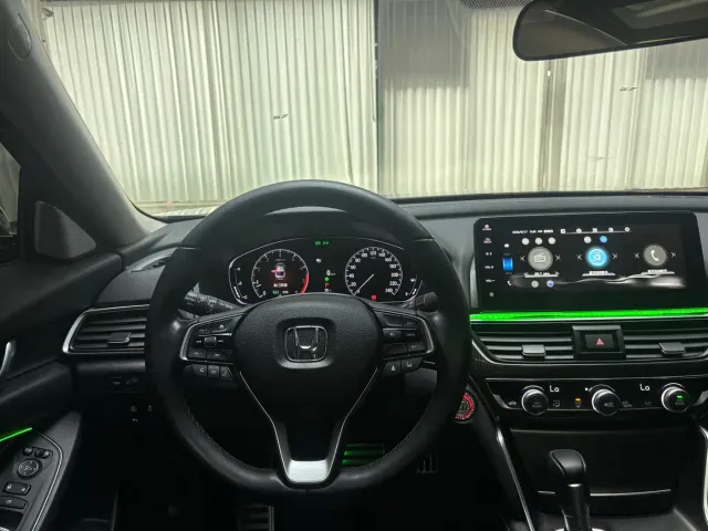 Honda Accord — Фото автомобиля 15