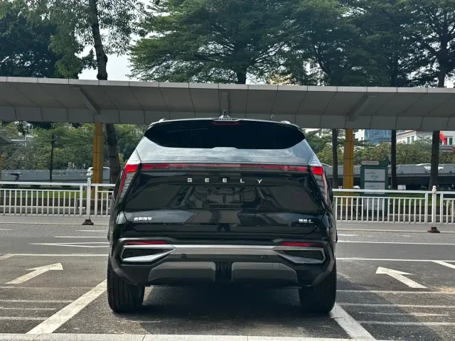 Geely Boyue L — Фото автомобиля 5