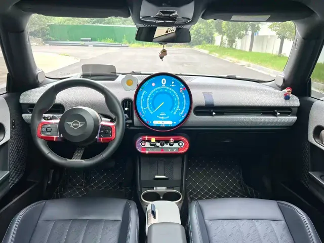 MINI Hatch — Фото автомобиля 8