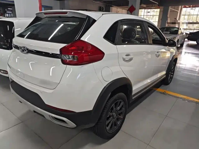 Chery Tiggo 3x — Фото автомобиля 6