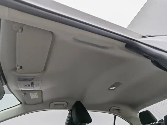 Toyota Corolla — Фото автомобиля 14