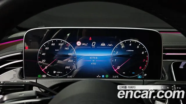 Mercedes-Benz E-Class — Фото автомобиля 5