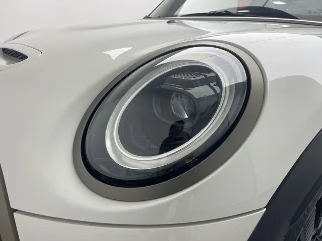 MINI MINI 2023 2.0T COOPER S King's Cross Special Edition — Фото автомобиля 15