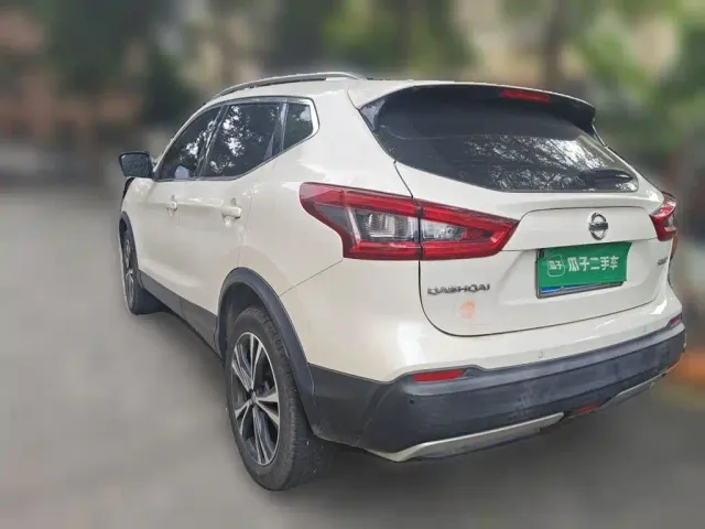 Nissan Qashqai — Фото автомобиля 4