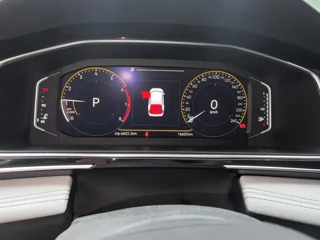 Volkswagen Tiguan L — Фото автомобиля 14