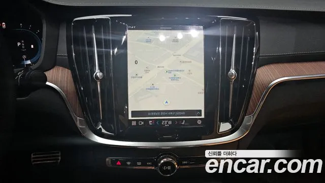 Вольво S60 S60 третьего поколения B5 Ultimate Bright — Фото автомобиля 15