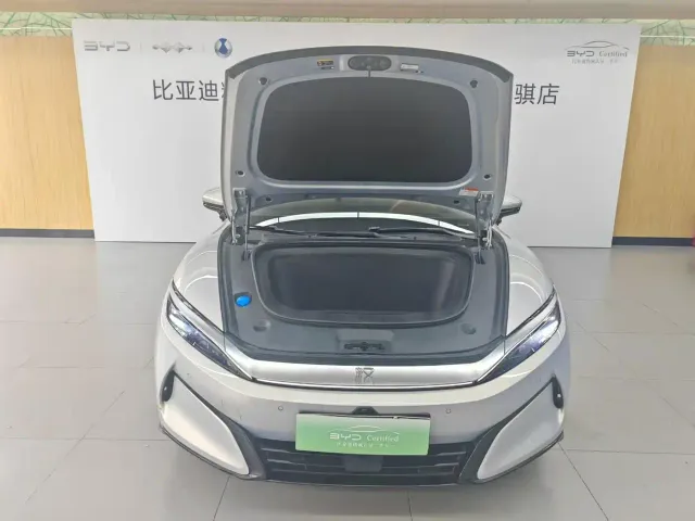 BYD Han L — Фото автомобиля 8