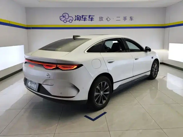 BYD Qin L — Фото автомобиля 3