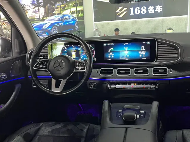Mercedes-Benz GLE-Class — Фото автомобиля 13