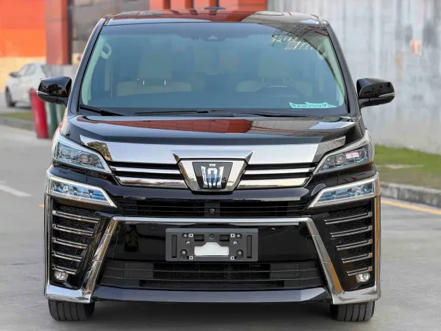 Toyota Vellfire — Фото автомобиля 2