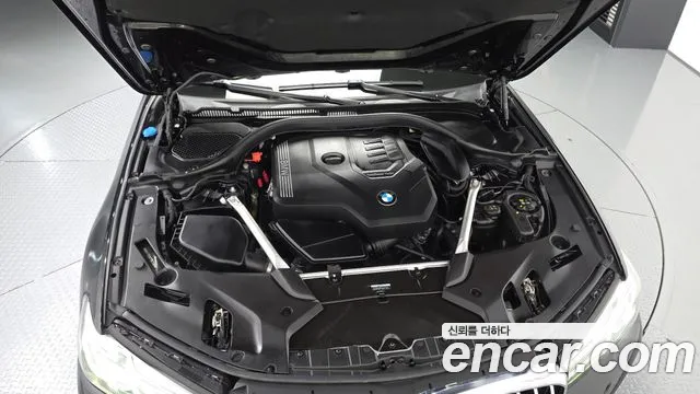BMW 5 Series G30 — Фото автомобиля 9