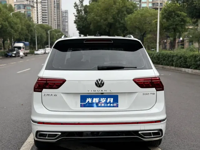 Volkswagen Tiguan L — Фото автомобиля 19