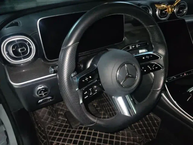 Mercedes-Benz C-Class — Фото автомобиля 11