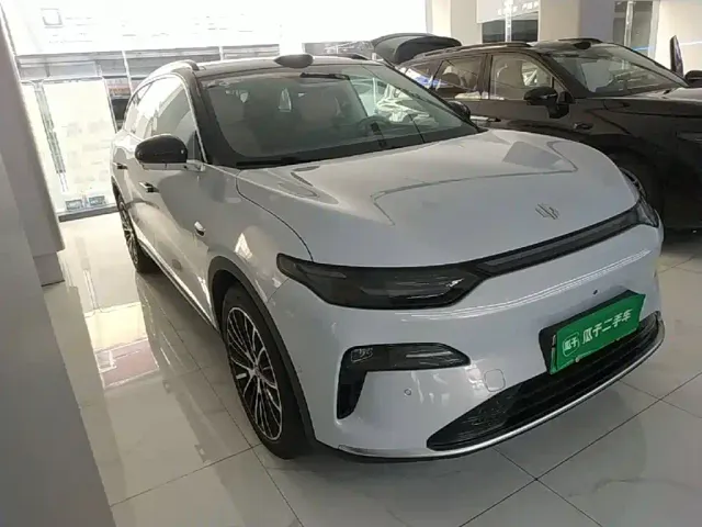 Leapmotor C11 — Фото автомобиля 3