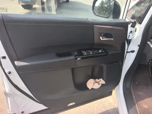 Honda Odyssey — Фото автомобиля 7