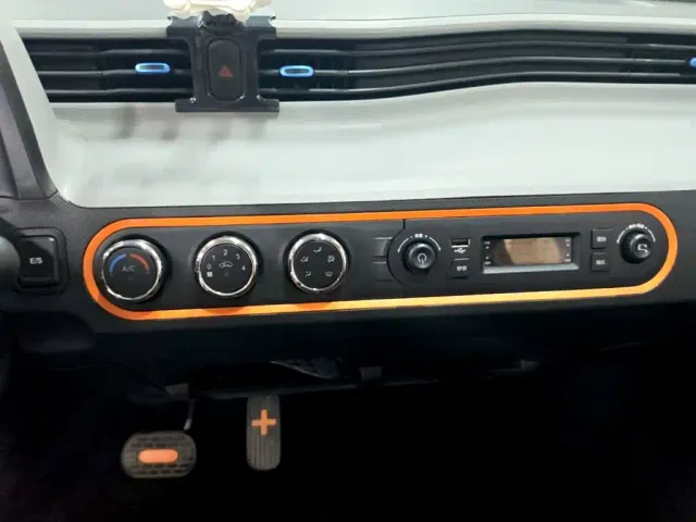 Wuling Hongguang Mini EV — Фото автомобиля 12